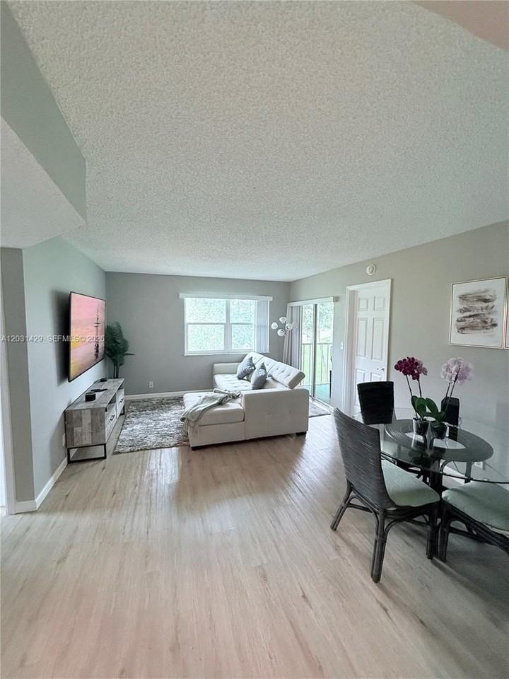 1566 Se Royal Green Cir #203 - Photo 5 of 19
