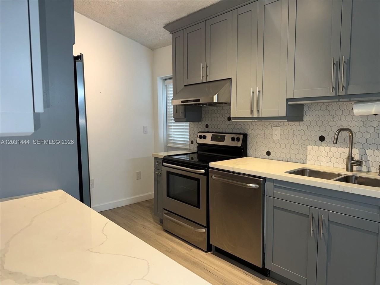 20333 Nw 36th Ave - Photo 3 of 20