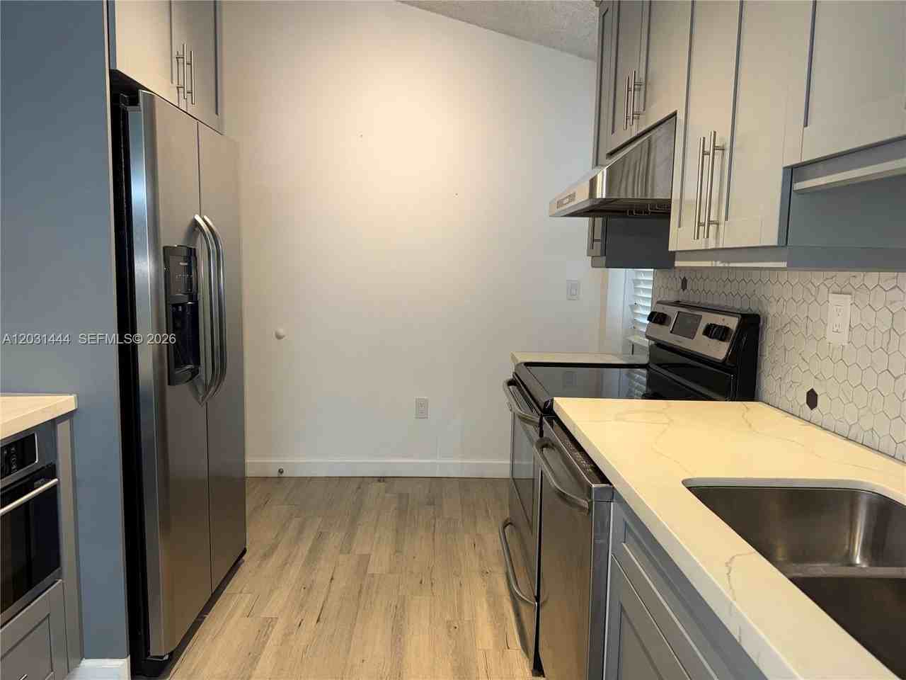 20333 Nw 36th Ave - Photo 4 of 20