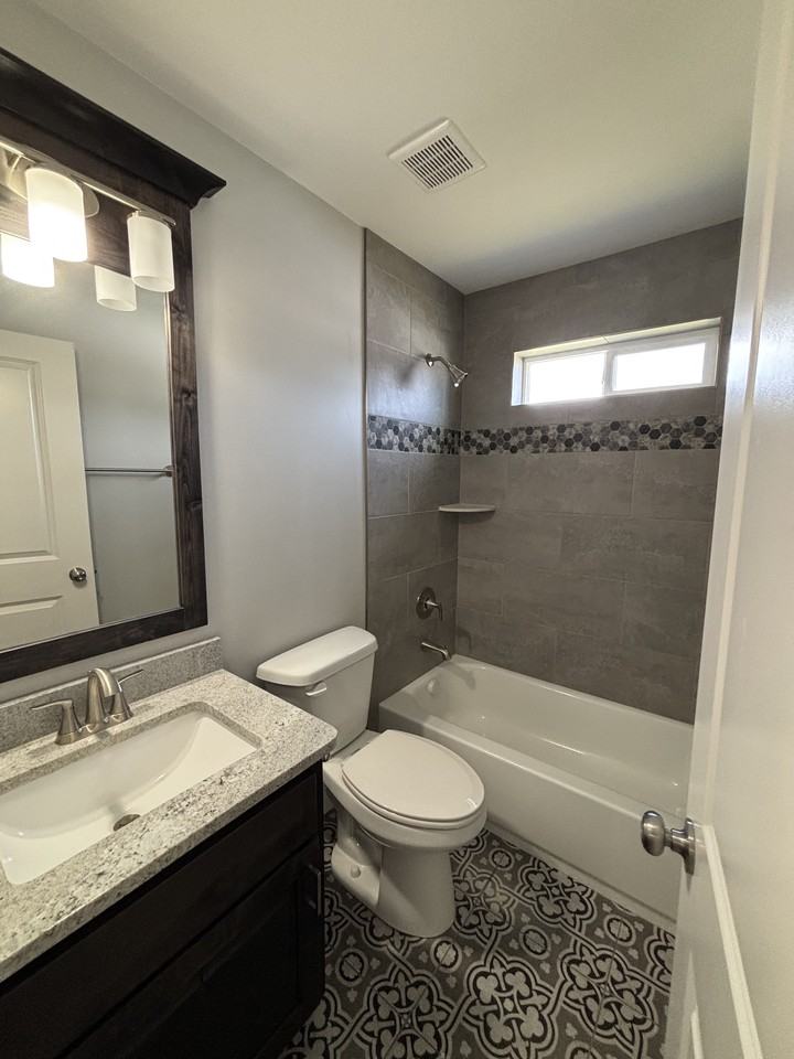 448 Washington Loop #1 - Photo 7 of 15