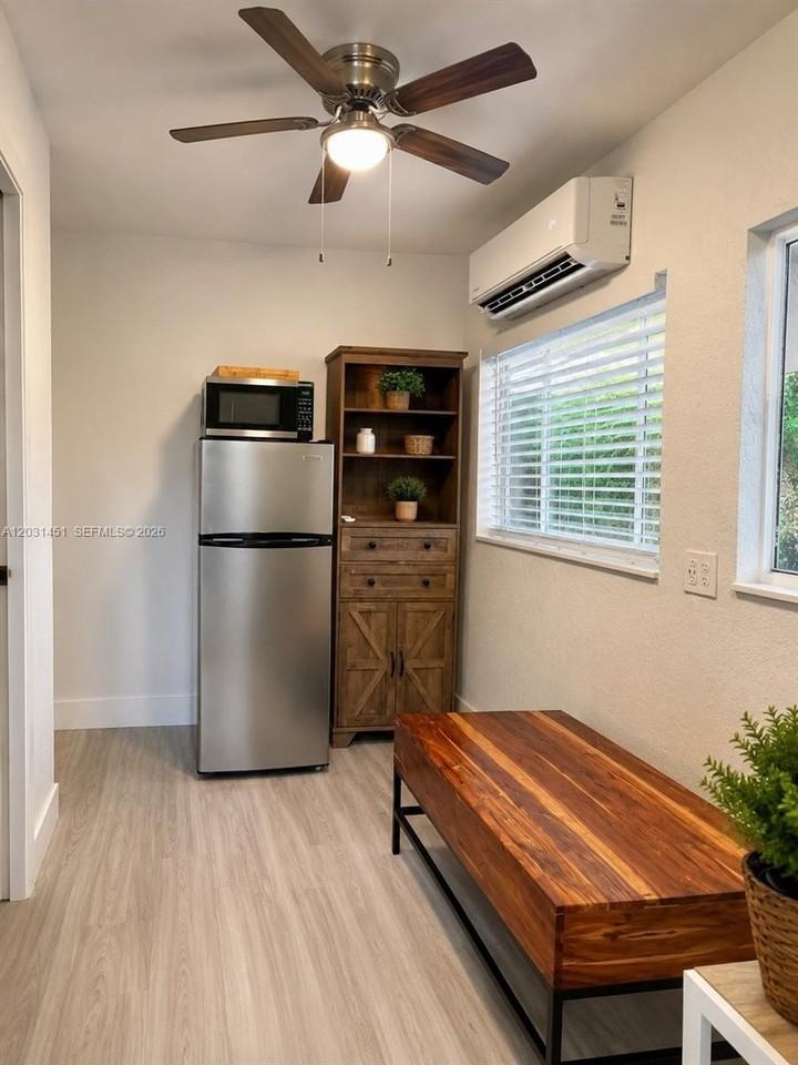7815 Nw 5th Ct #3 - Photo 4 of 6