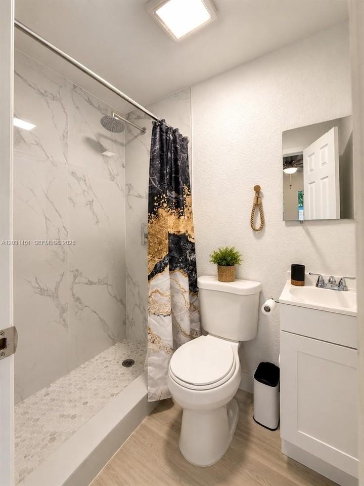 7815 Nw 5th Ct #3 - Photo 5 of 6