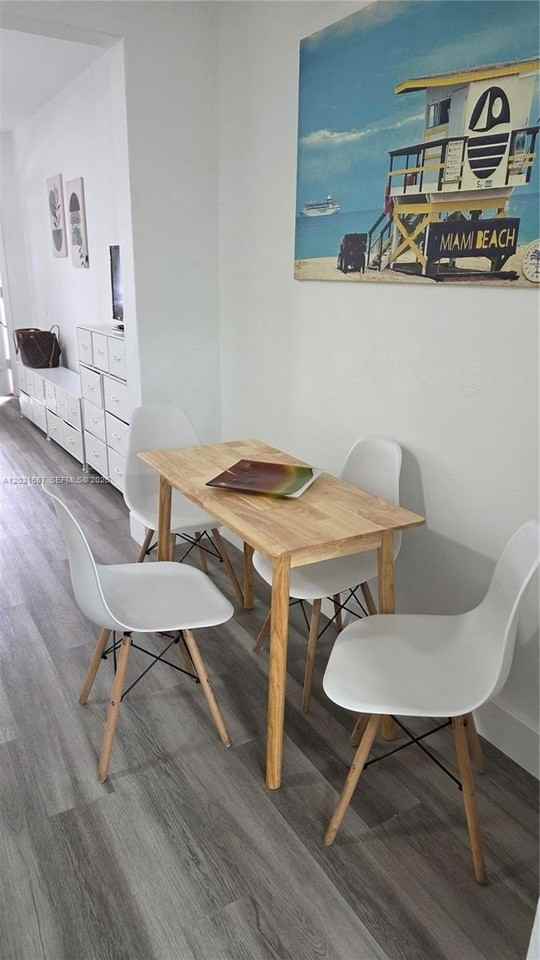 761 Euclid Ave #4 - Photo 6 of 23