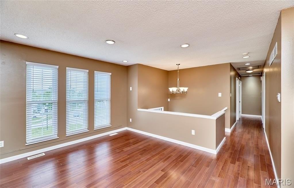 6001 La Chateau Ct - Photo 5 of 31