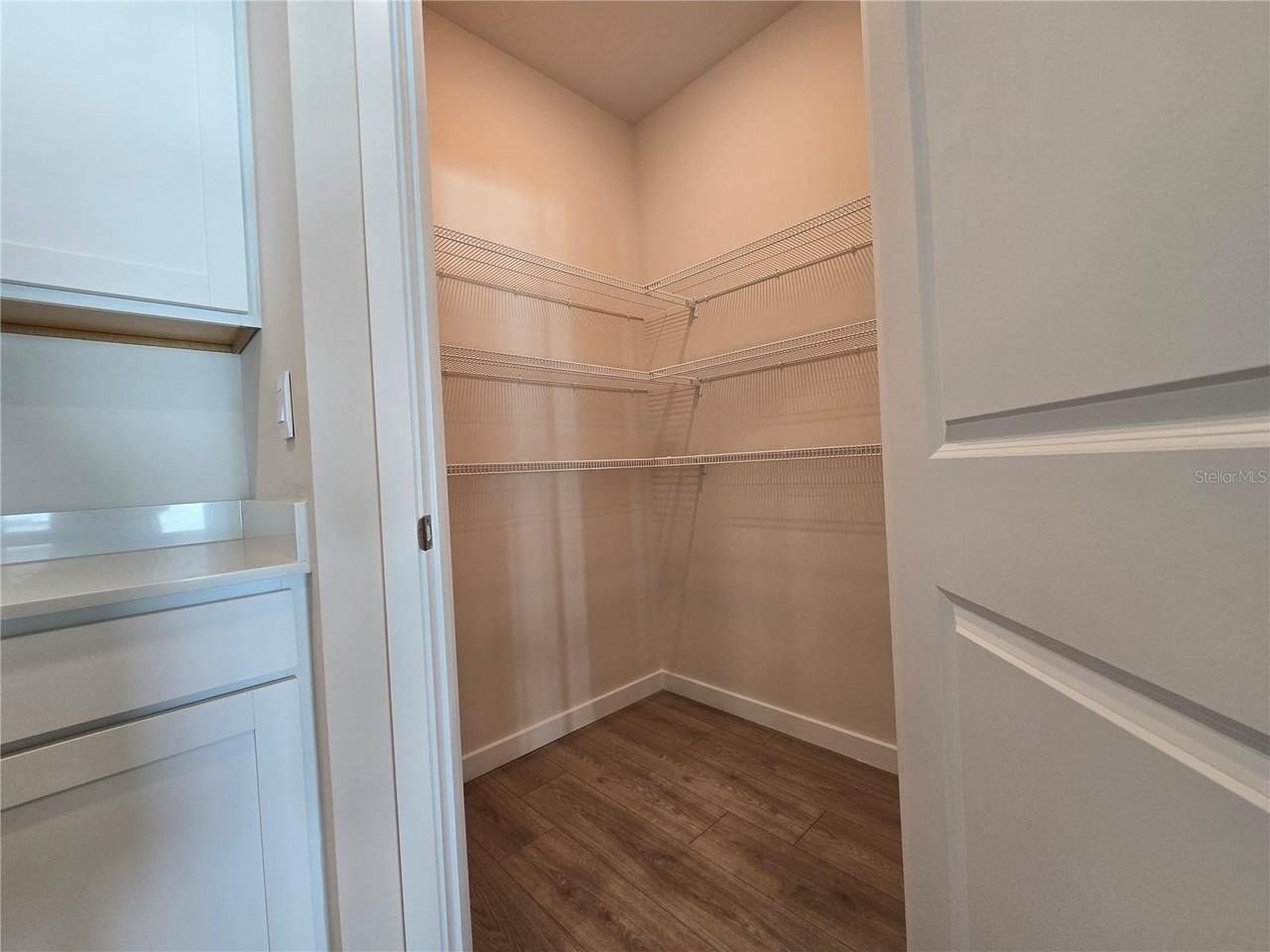 9489 Turtle Grass Cir - Photo 6 of 18