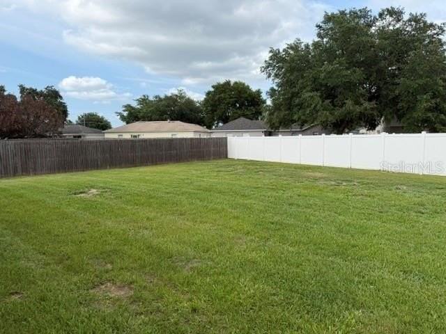 709 Versailles Ln - Photo 5 of 24