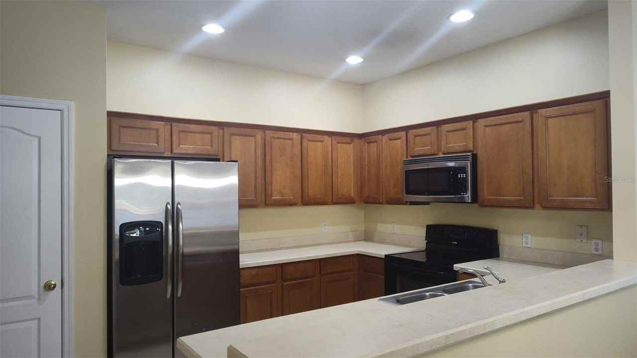 7129 Red Lantern Dr #7129 - Photo 5 of 9