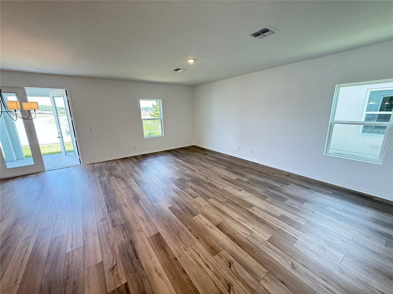 2653 Broadwing St - Photo 7 of 40