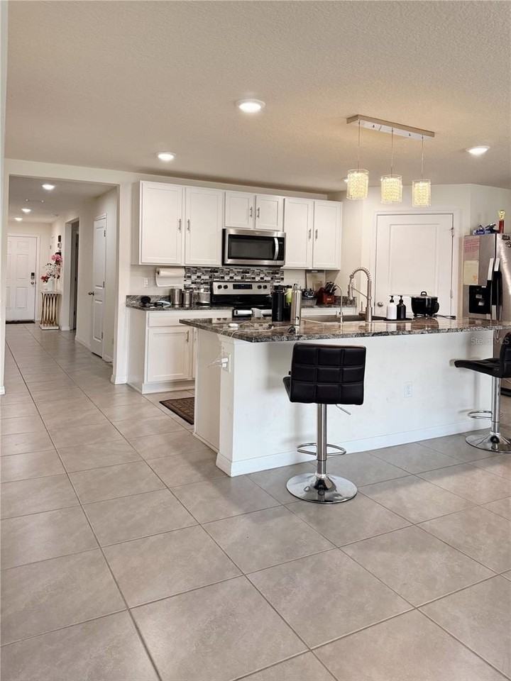 5686 Barakat Rd - Photo 6 of 26