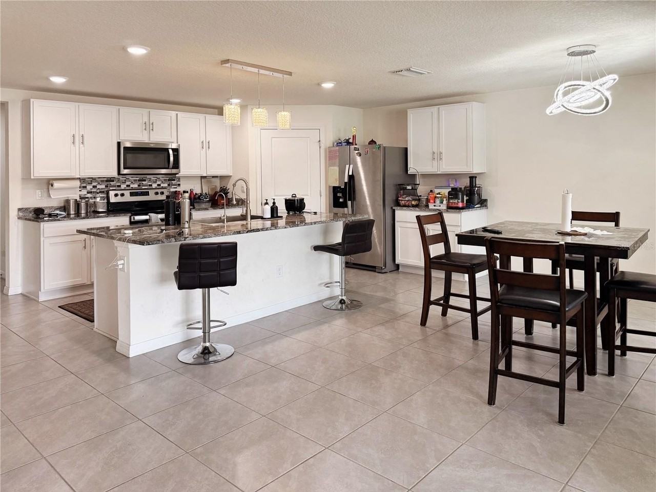 5686 Barakat Rd - Photo 7 of 26