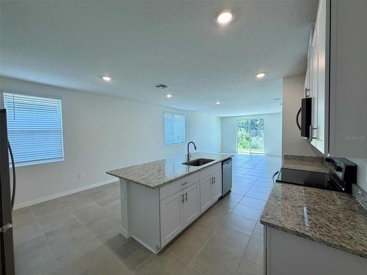 1483 Brekey Way - Photo 5 of 26