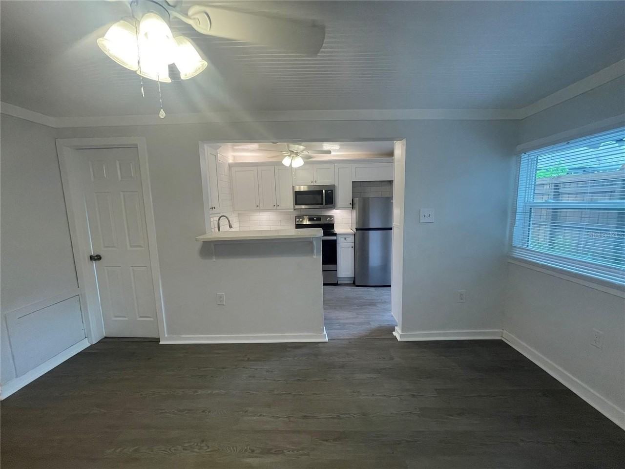 807 1/2 S Fremont Ave - Photo 7 of 27