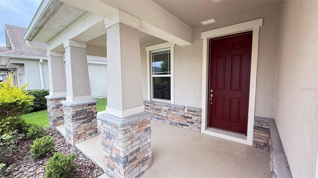 32612 Harmony Oaks Dr - Photo 4 of 18