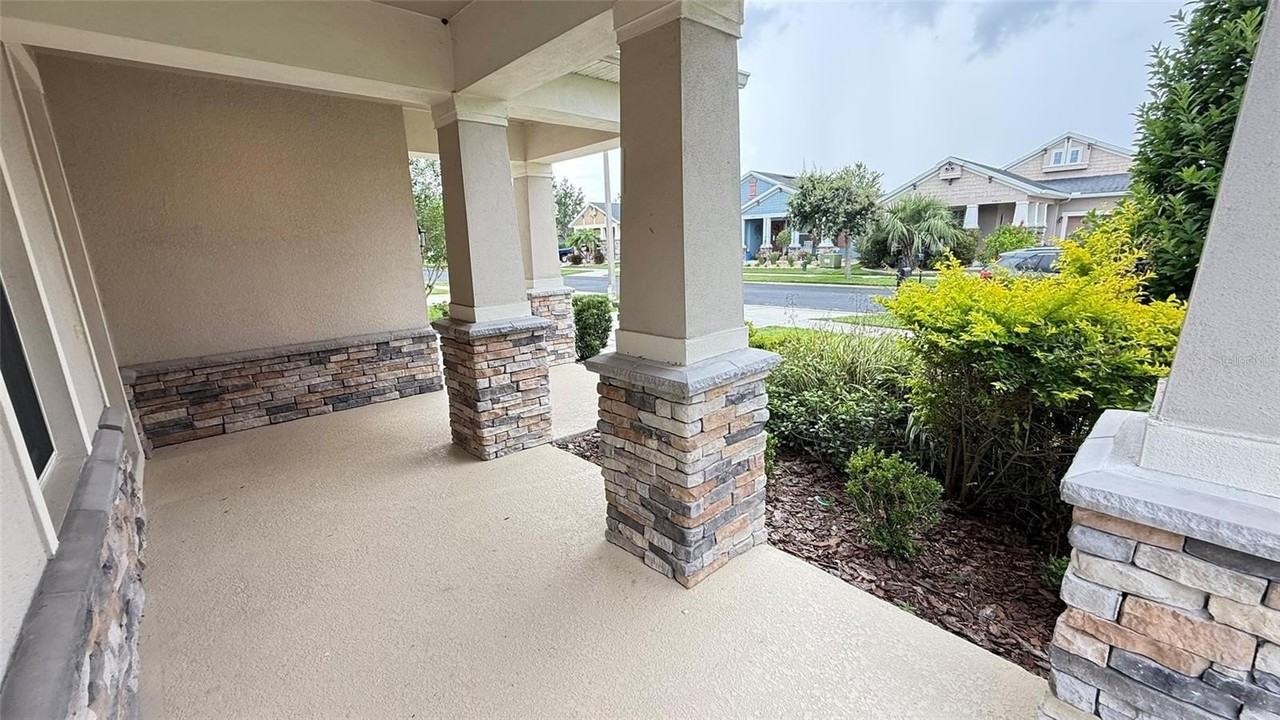 32612 Harmony Oaks Dr - Photo 5 of 18