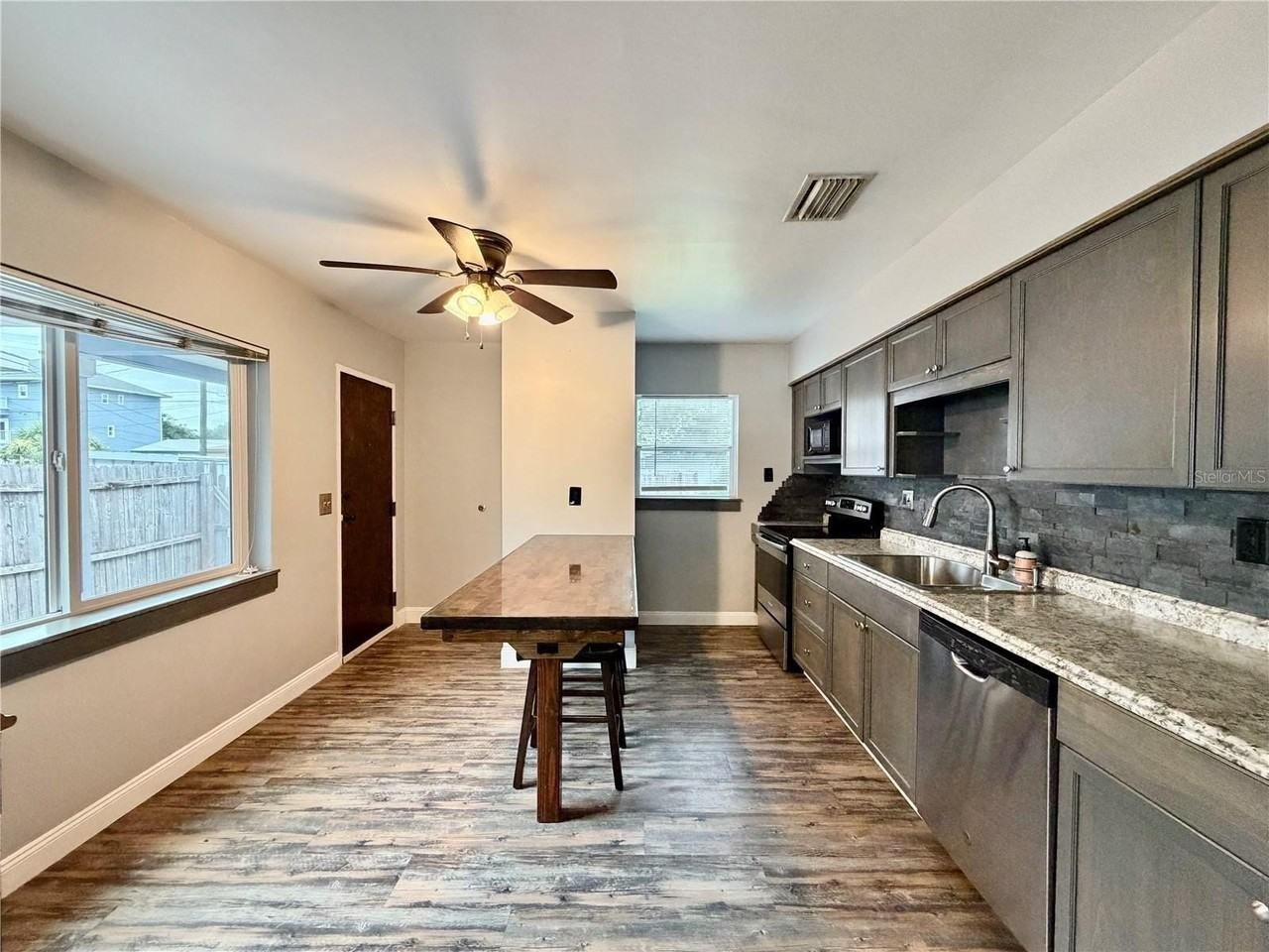 4227 5th Ave N - Photo 6 of 21