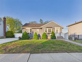 9 Ferndale Dr - Photo 1 of 1