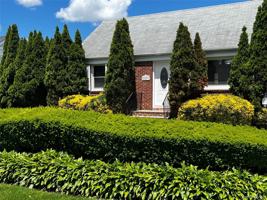 featured image of 2457 4th Ave