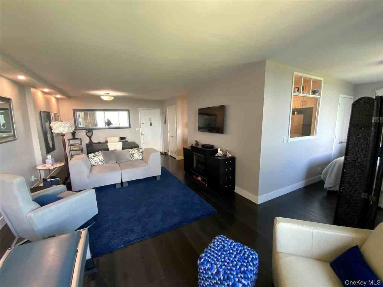 27010 Grand Central Pkwy #10B - Photo 2 of 30