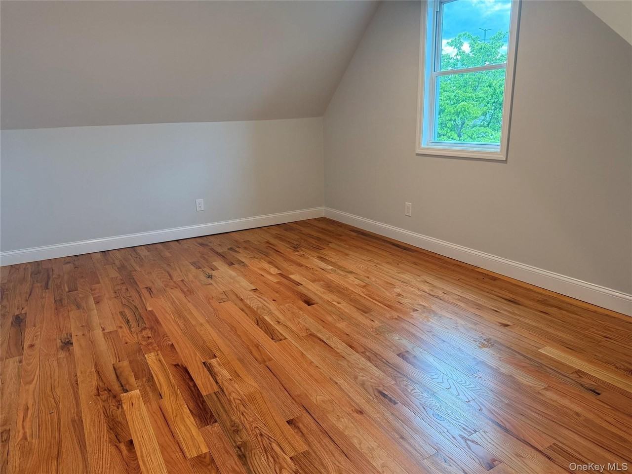 43 Lakewood Ave - Photo 2 of 7