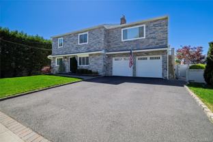 140 Baltimore Ave - Photo 1 of 1