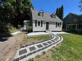 featured image of 32 Reimer Ave