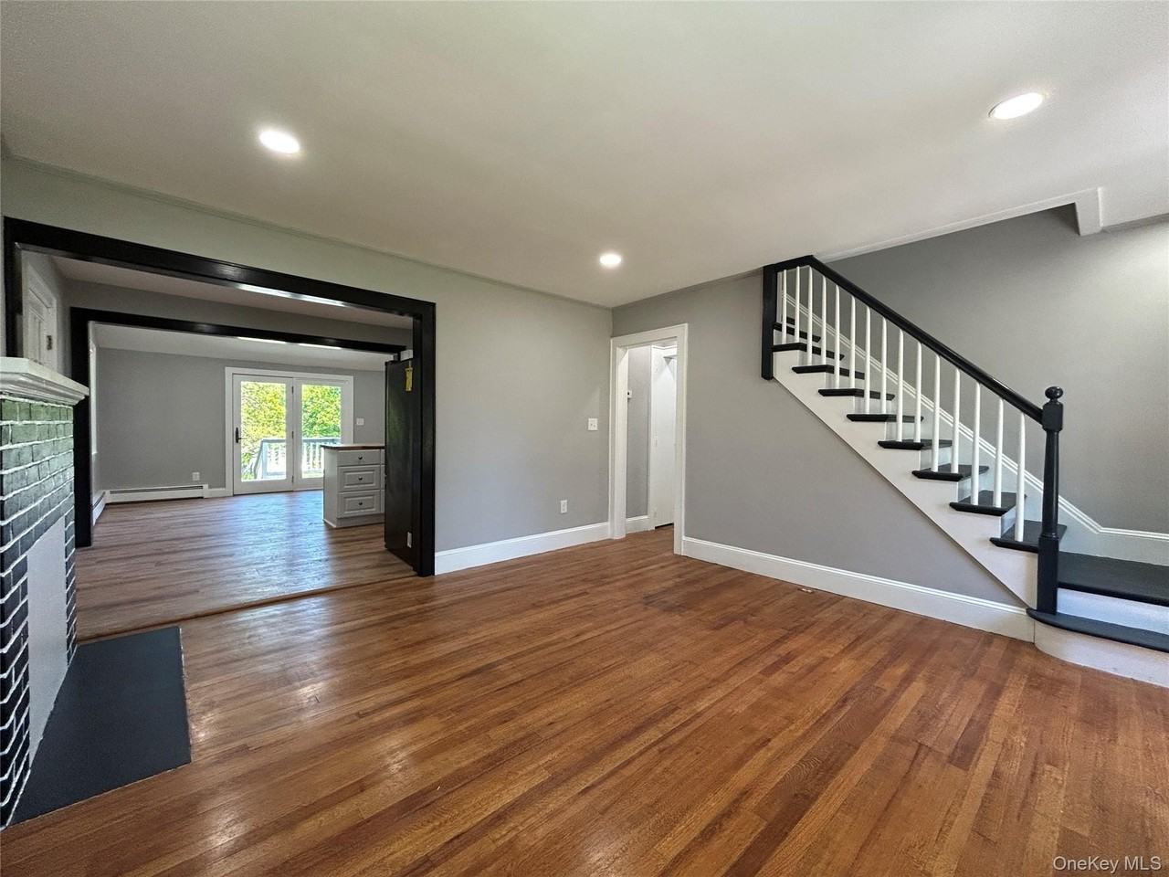 32 Reimer Ave - Photo 6 of 15