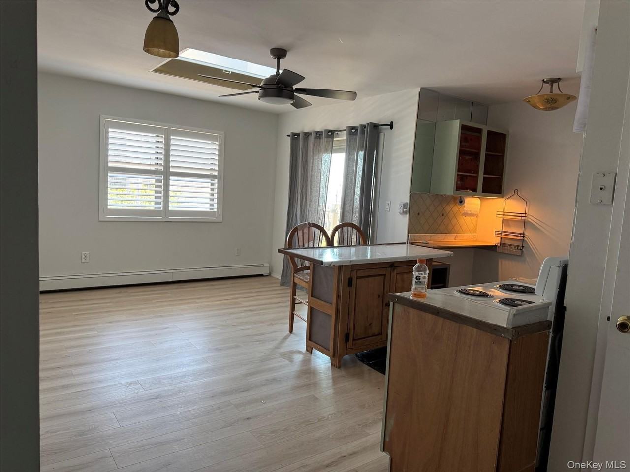 475 W Broadway #B2 - Photo 7 of 20