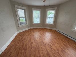 featured image of 91 Stanton St #3