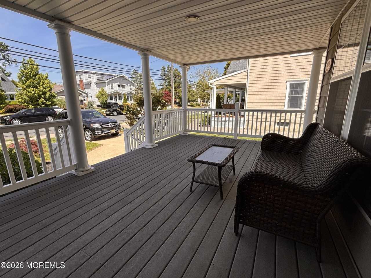 513 Evergreen Ave - Photo 6 of 41
