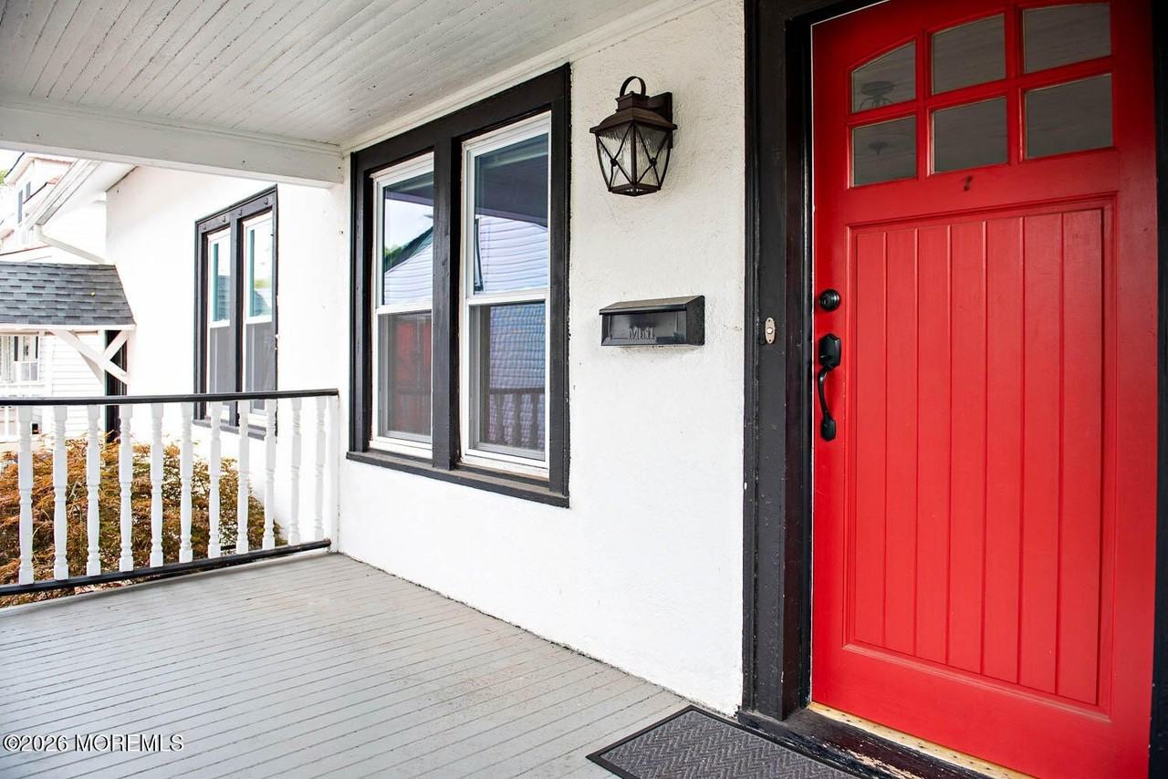 1209 2nd Ave - Photo 3 of 30