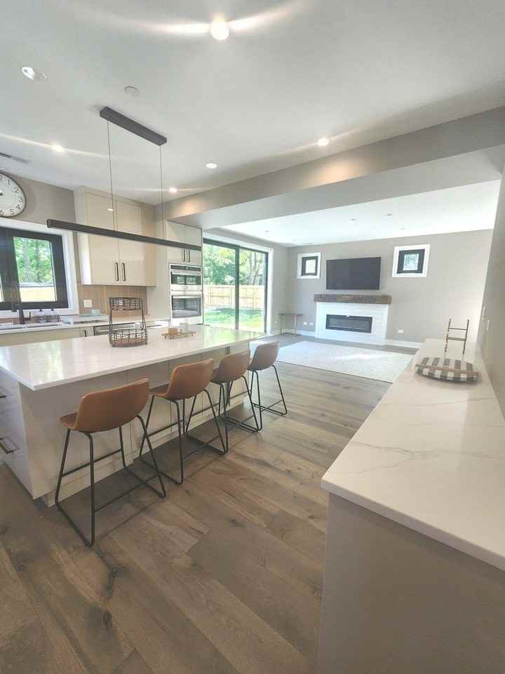 154 Oak St - Photo 2 of 16
