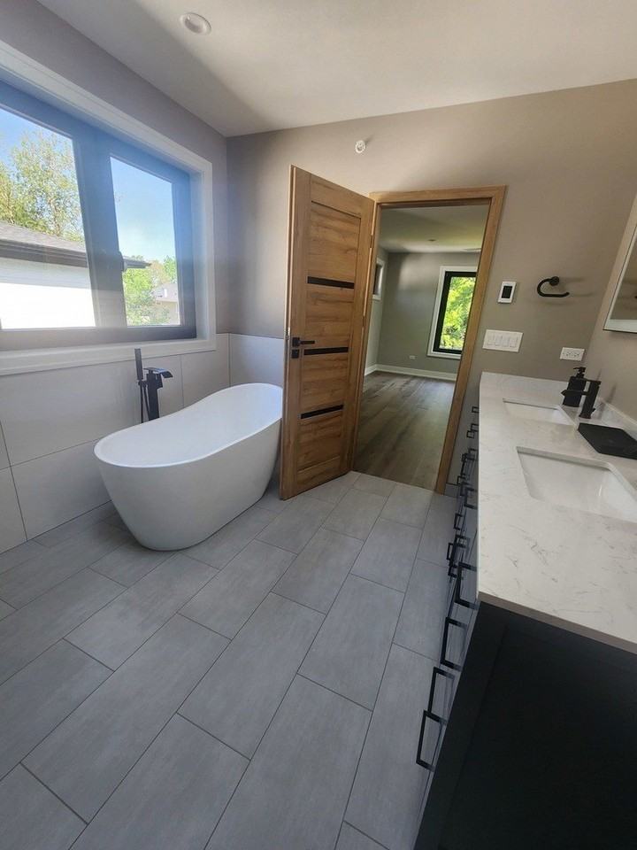 154 Oak St - Photo 7 of 16