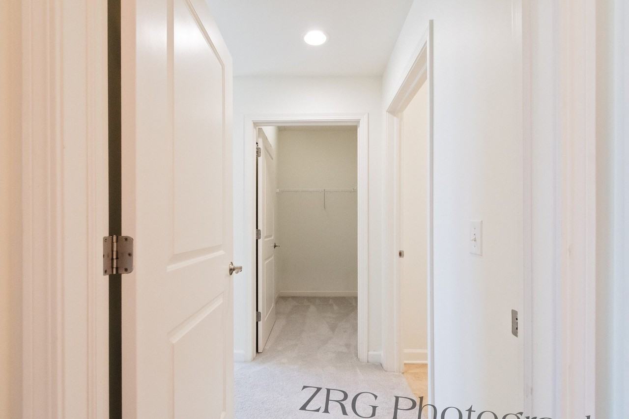 300 Anthony Ave #206 - Photo 7 of 40
