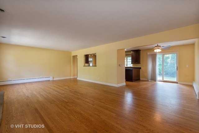 410 Prairie Ave - Photo 4 of 22