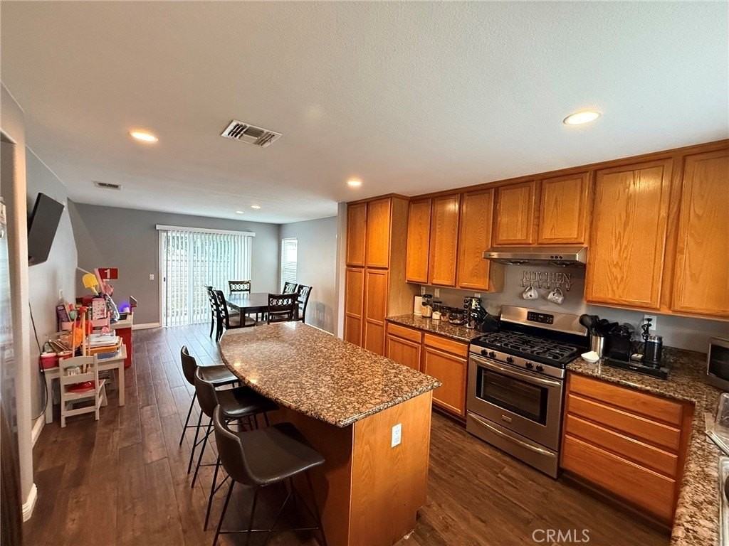 1781 E D St - Photo 6 of 26
