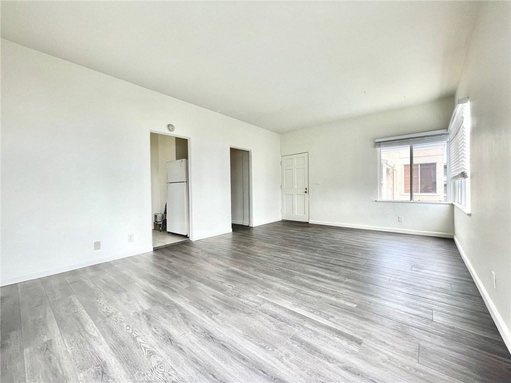 364 Cliff Dr #7 - Photo 5 of 13