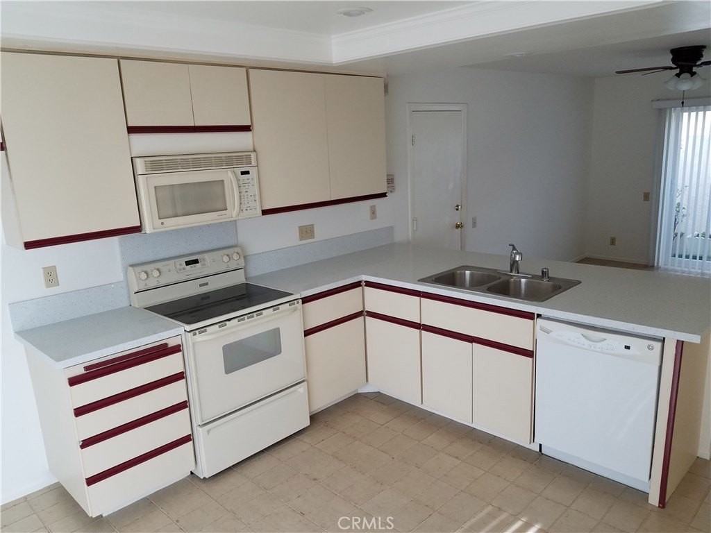 31342 Paseo Del Sol - Photo 7 of 19