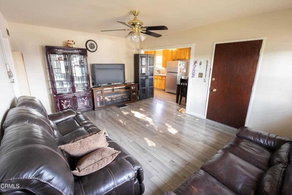 416 N Ellen Dr - Photo 2 of 30