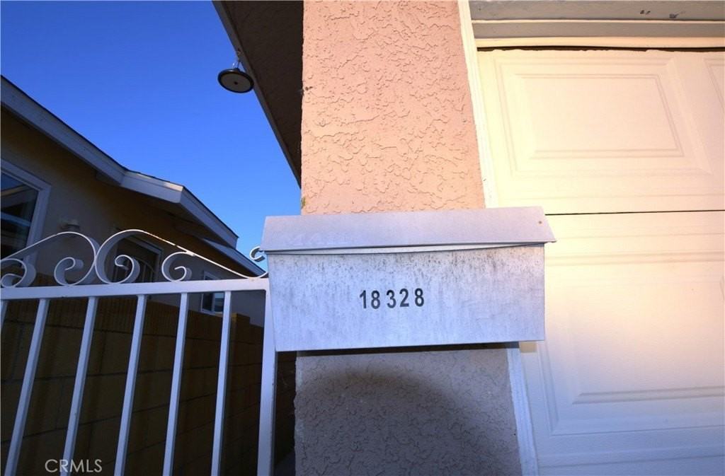 18328 Devlin Ave - Photo 6 of 29