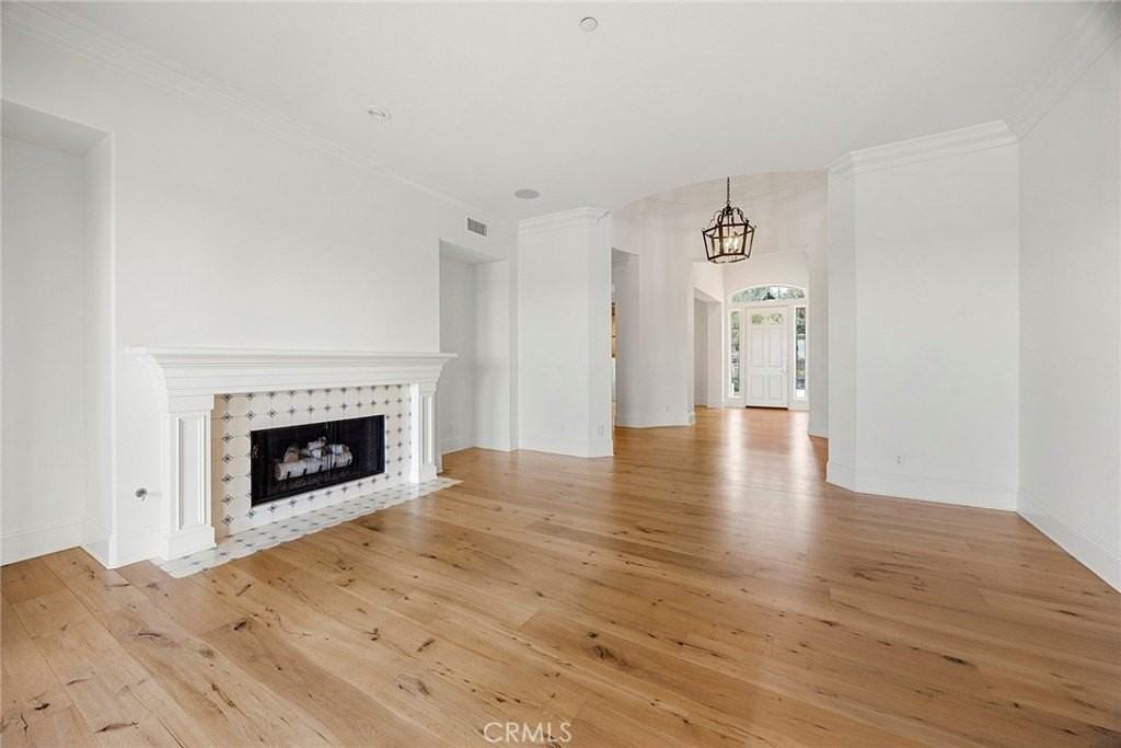 2309 Skyline Dr - Photo 7 of 50