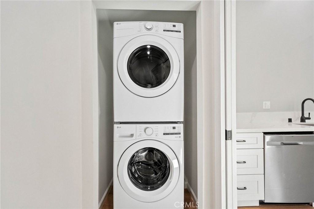 10318 Burin Ave #1-2 - Photo 7 of 9