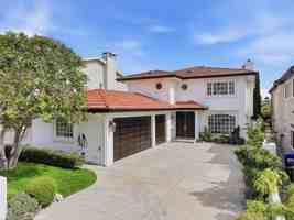 featured image of 1726 11th St