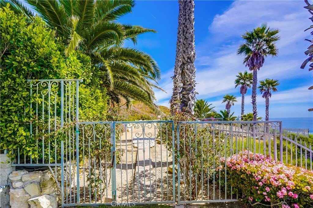 2045 W Paseo Del Mar - Photo 2 of 29