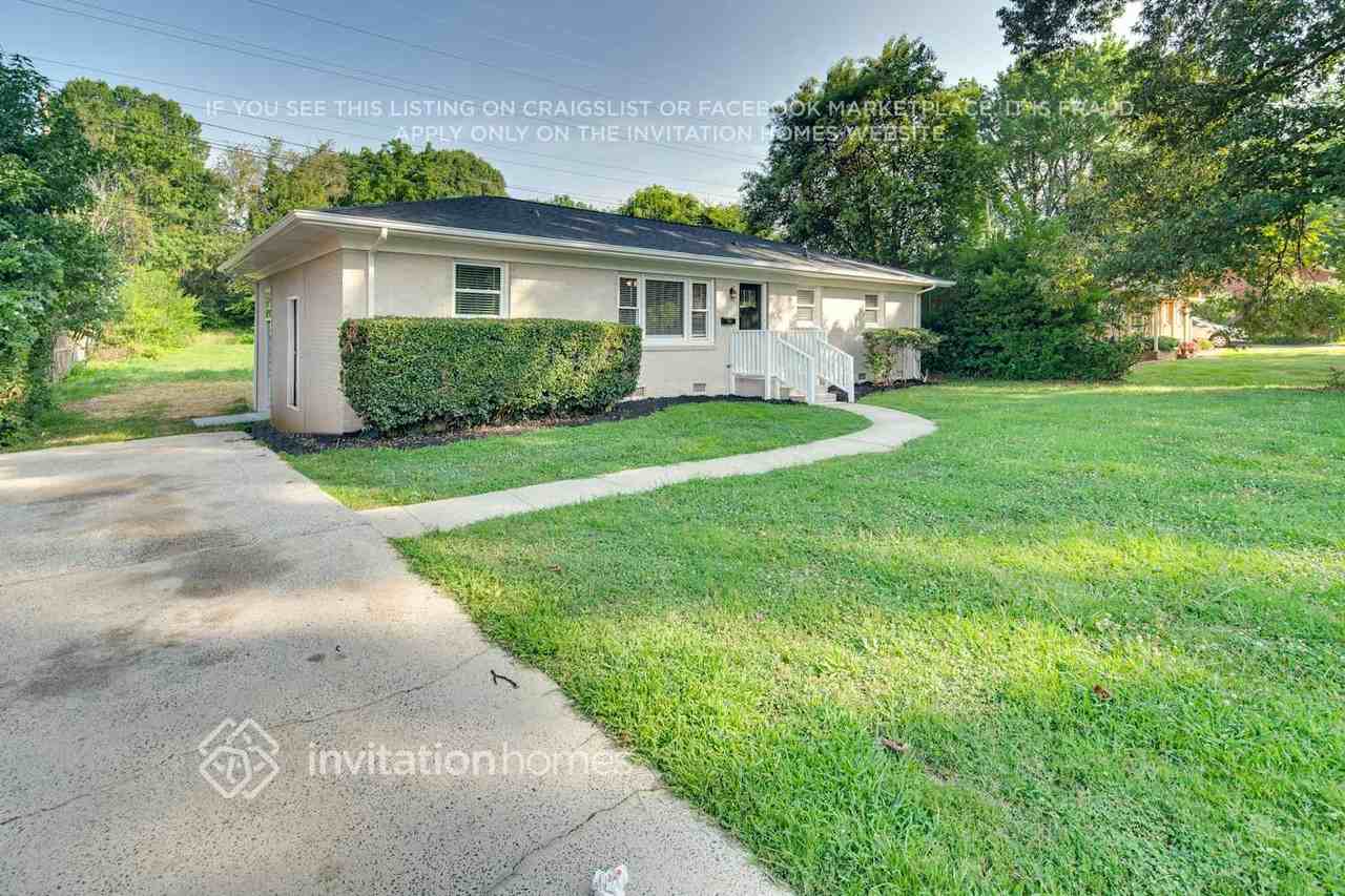 909 Friendly Pl - Photo 2 of 24