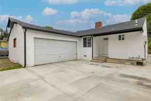 18919 Hart St - Photo 1 of 1