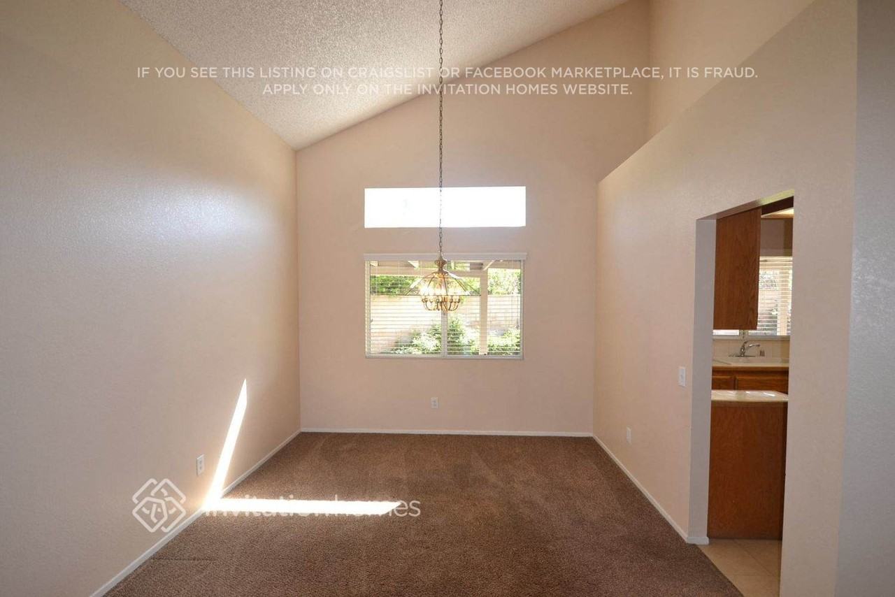 5740 Jesse Dr - Photo 4 of 10