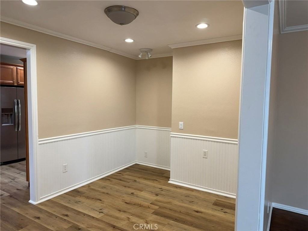 3082 Thurin Ave - Photo 6 of 35