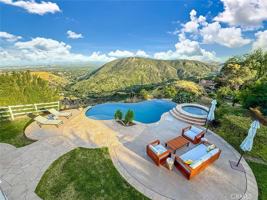 featured image of 130 Dapplegray Rd