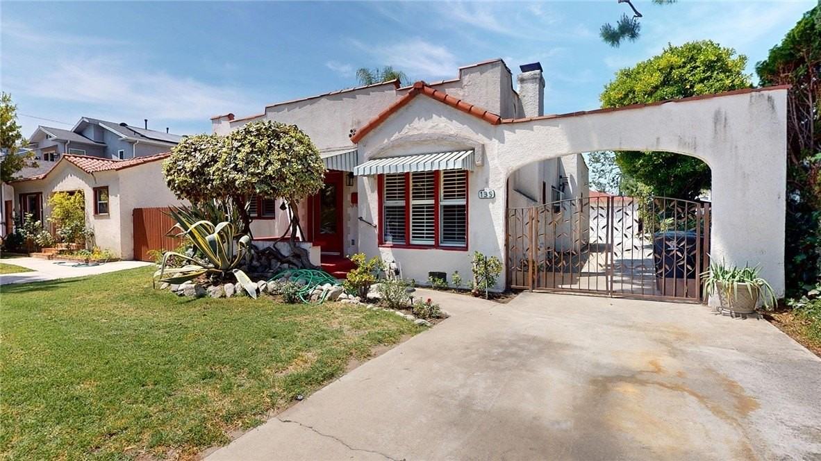 135 N Naomi St - Photo 2 of 45