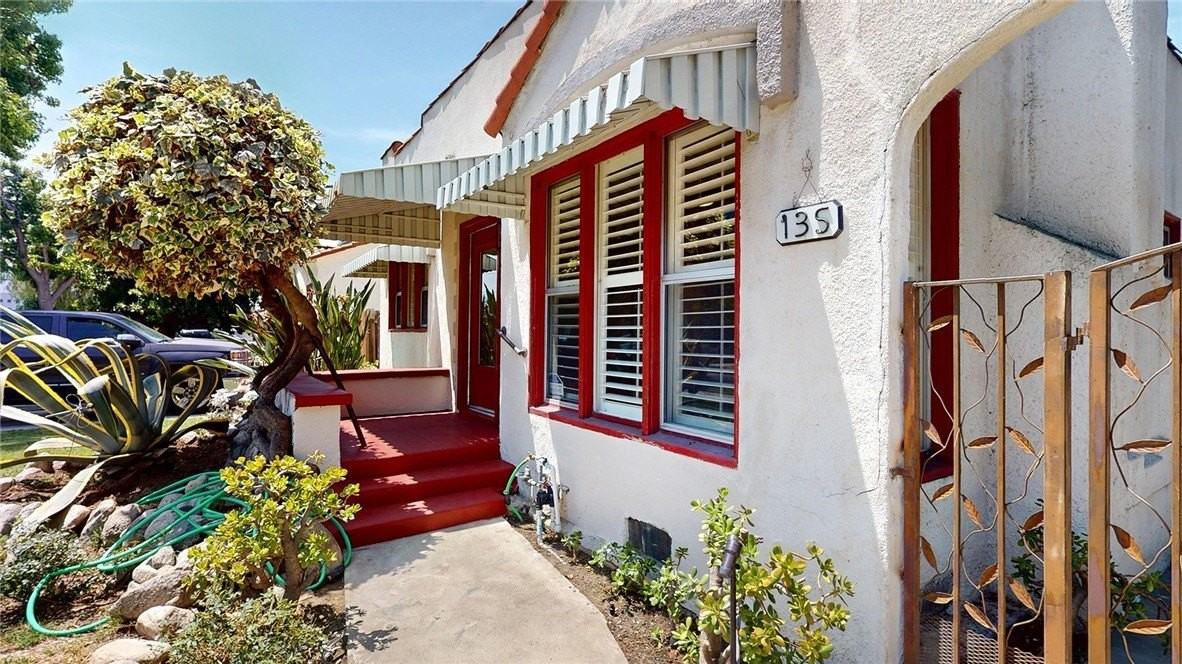 135 N Naomi St - Photo 4 of 45